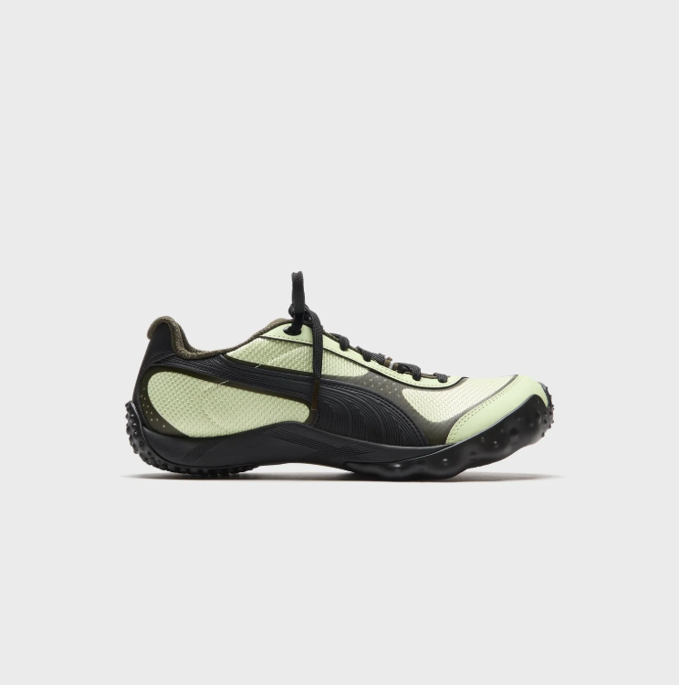 PUMA Sport Sneakers – Pale Lime & Black with Sculpted Sole