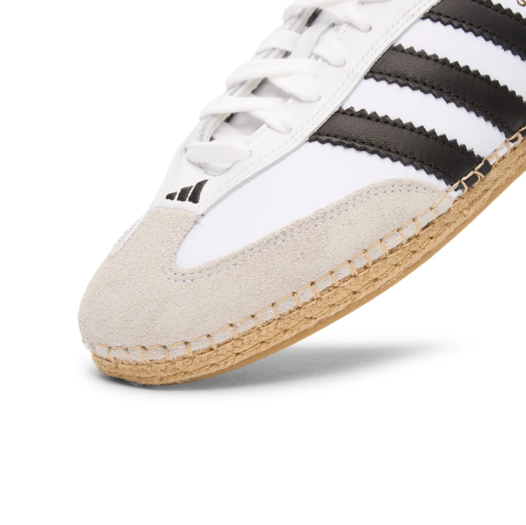 adidas Samba Low-Top Sneakers – White & Black with Woven-Effect Trim