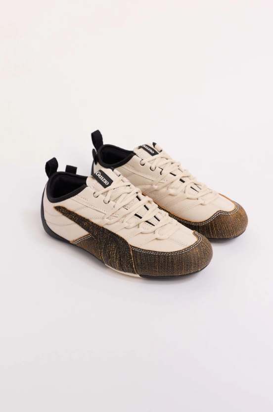 PUMA Low-Profile Sneakers – Cream & Brown with Textured Trim