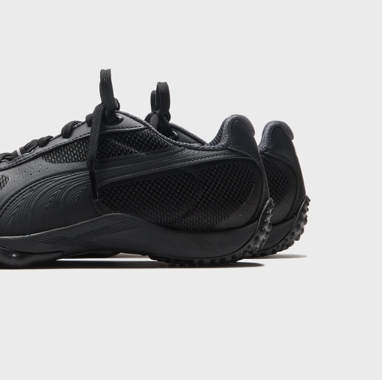 PUMA Sport Sneakers – All Black with Sculpted Textured Sole