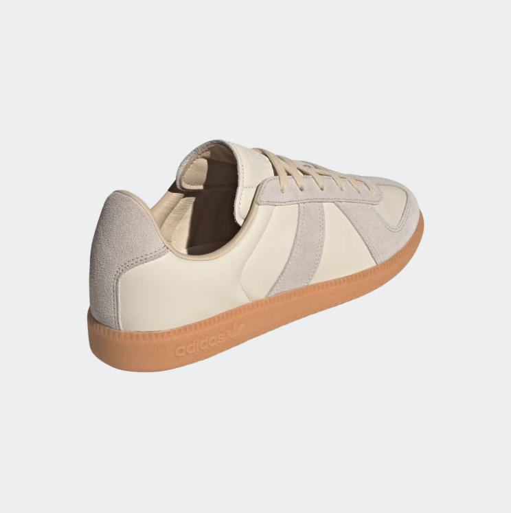 adidas Retro Low-Top Sneakers – Cream & Light Grey Gum Sole