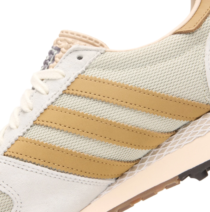 adidas Vintage-Inspired Runner Sneakers – Light Grey & Tan