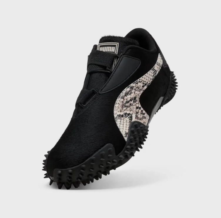 PUMA Low-Top Sneakers – Black with Snakeskin-Pattern Formstrip