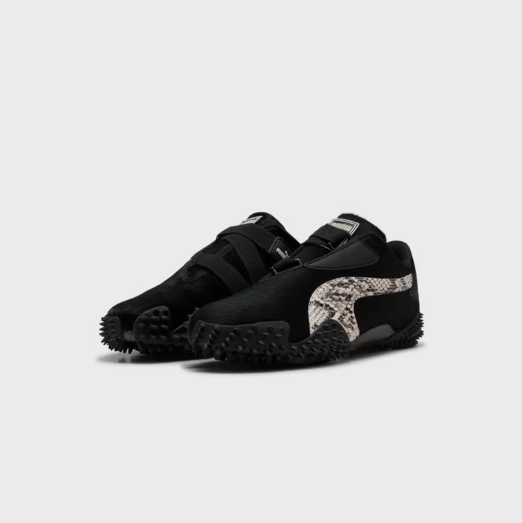 PUMA Low-Top Sneakers – Black with Snakeskin-Pattern Formstrip