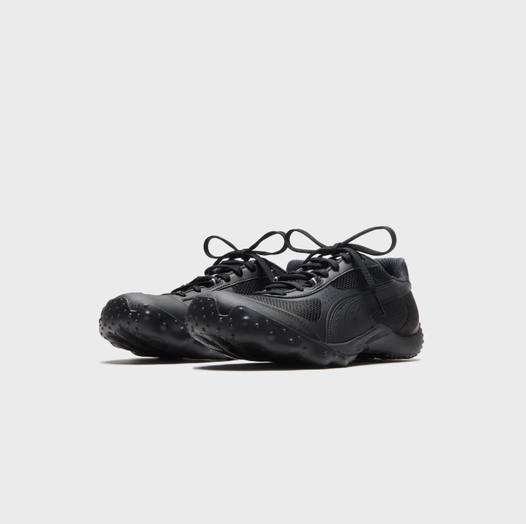 PUMA Sport Sneakers – All Black with Sculpted Textured Sole