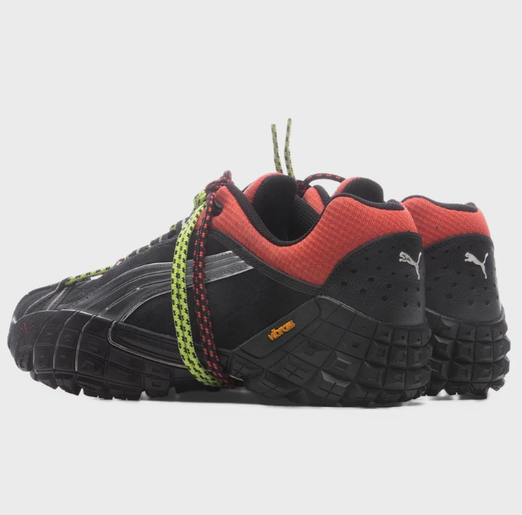 PUMA Low-Top Sneakers – Black & Red with Neon Rope Laces